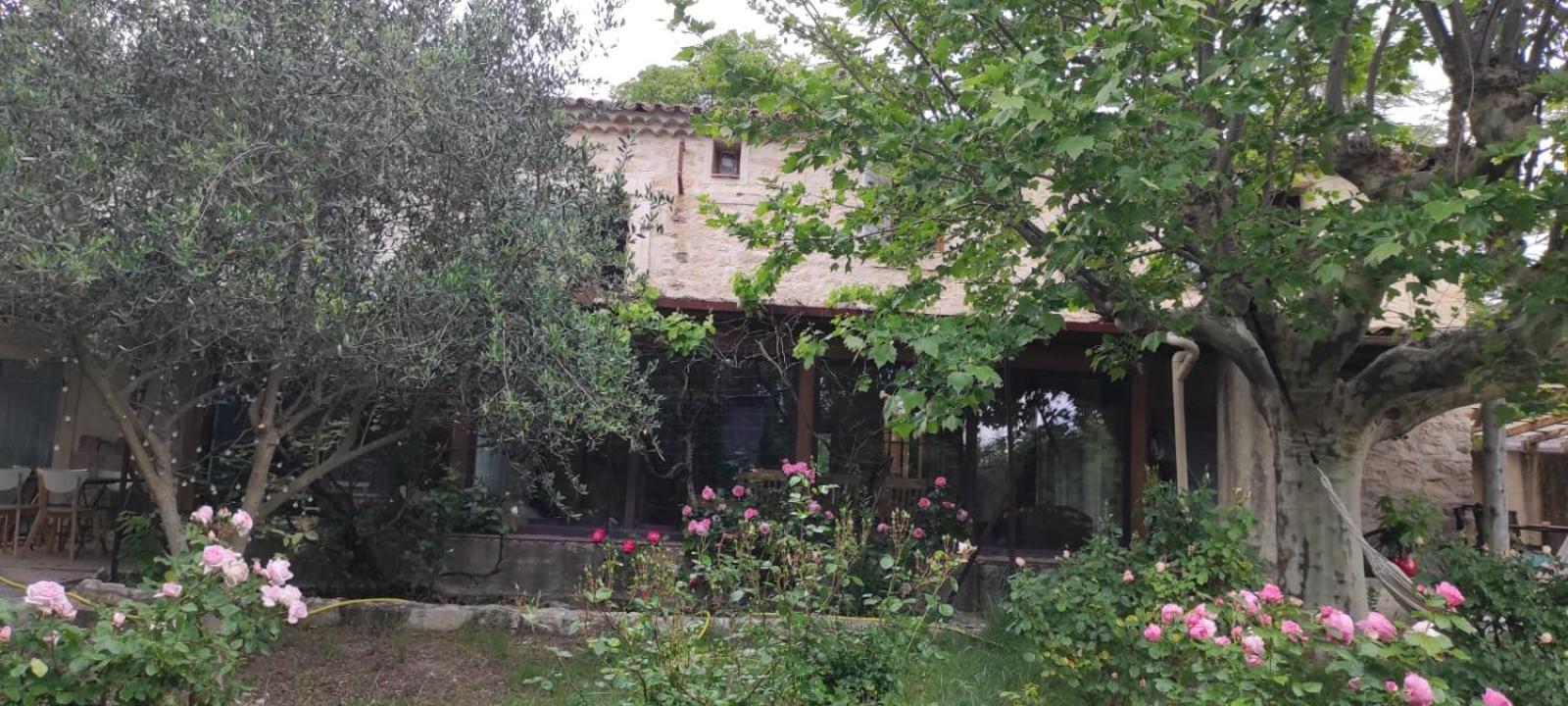Lou Boulugi Hotell Aix-en-Provence Exteriör bild