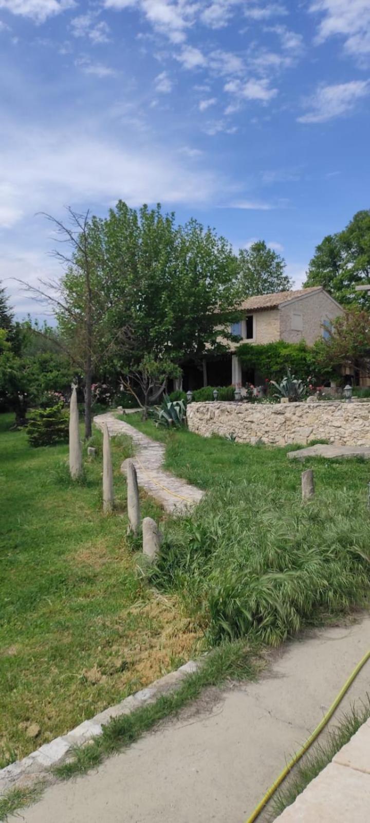 Lou Boulugi Hotell Aix-en-Provence Exteriör bild