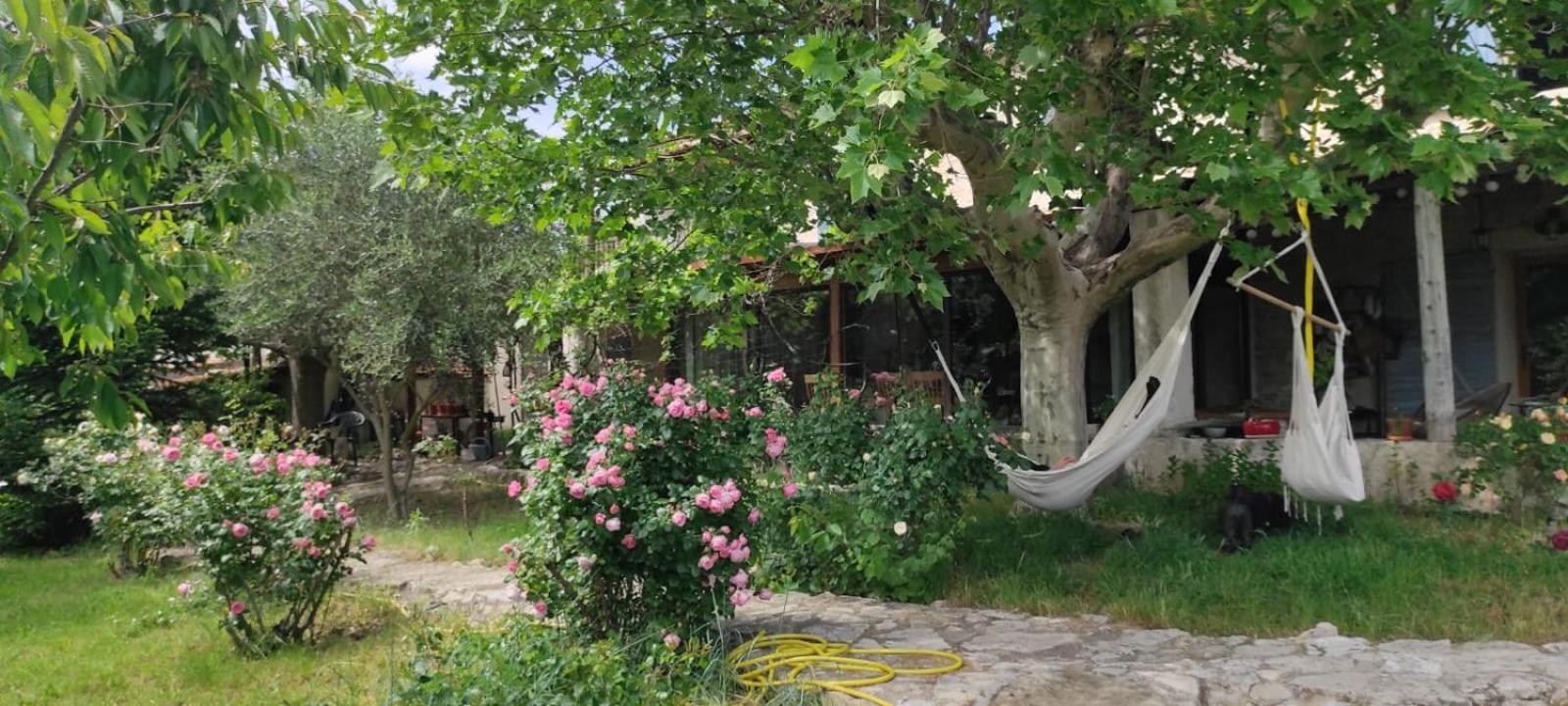 Lou Boulugi Hotell Aix-en-Provence Exteriör bild